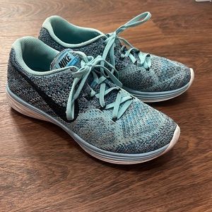 Nike flyknit lunar 3